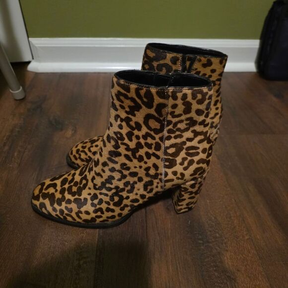 NWT-Steve Madden Leopard Jozie Print Heeled Boots - Picture 8 of 14